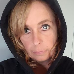 Meet your Posher, Ronni